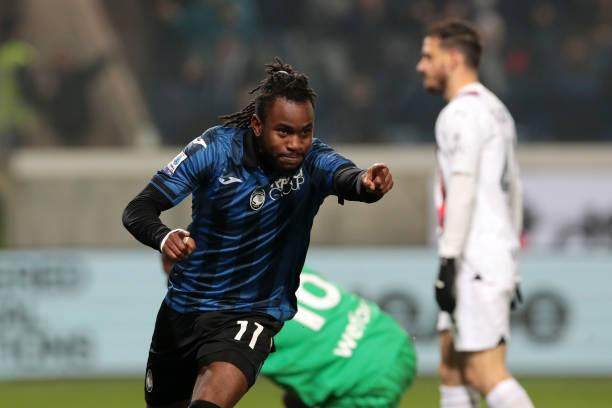 足球比分-4年一轮回再负真蓝黑，皮奥利再也救不了这支米兰？