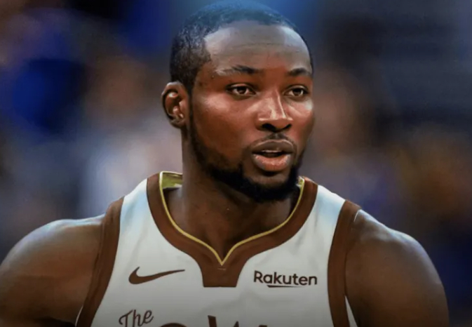 再见勇士！昔日建队核心撕破脸，三豪门抢人，联手詹姆斯成大热|库明加|科尔|乔纳森·库明加|洛杉矶湖人队|金州勇士队_新浪体育_新浪新闻