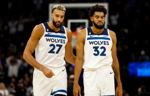 足球比分-赛季初表现不尽人意 狼队管理层仍对未来充满信心