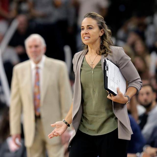 足球即时比分-湖人选帅受绿军影响？黑人教练已占联盟半壁江山