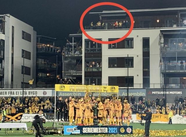 年度最慷慨主帅：本队降级，借公寓给对手庆祝冠军