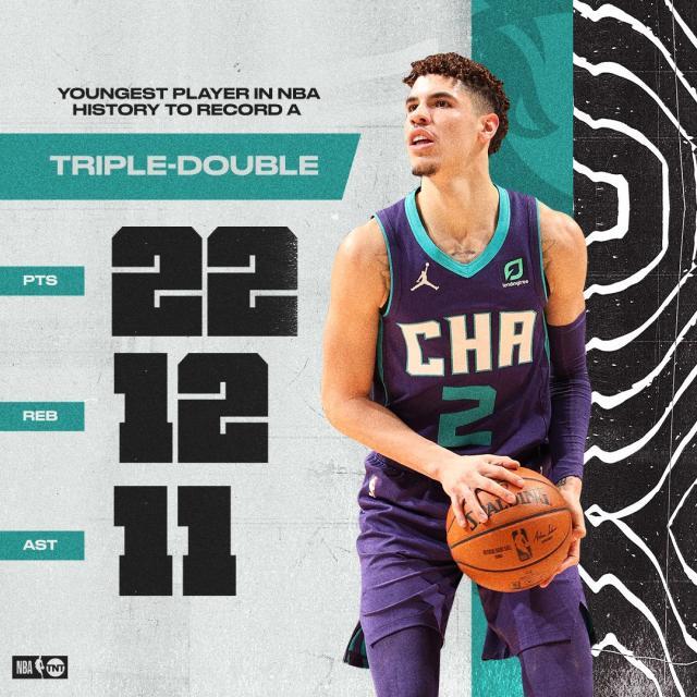 1610247603977088850.jpg 足球即时比分-22+12+11!三球成NBA历史最年轻三双先生 天赋尽显