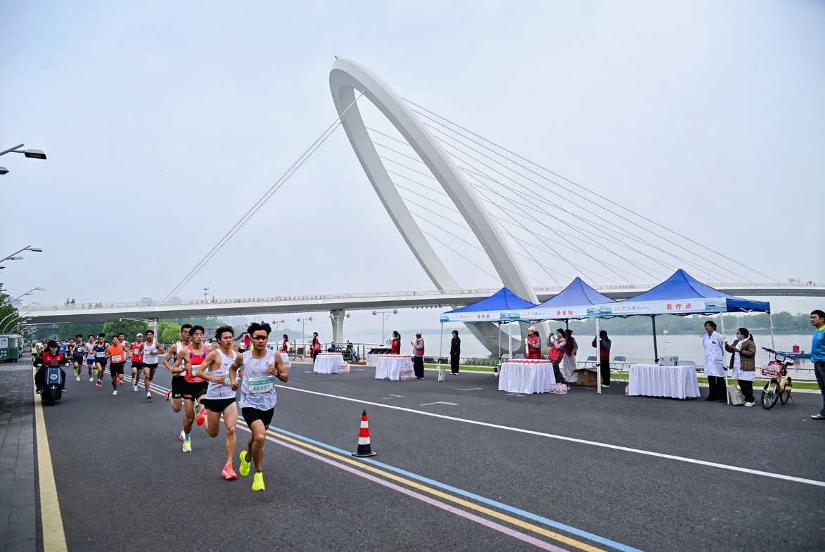 2026美丽中国・全民健身跑(江苏・南京站)活力开跑